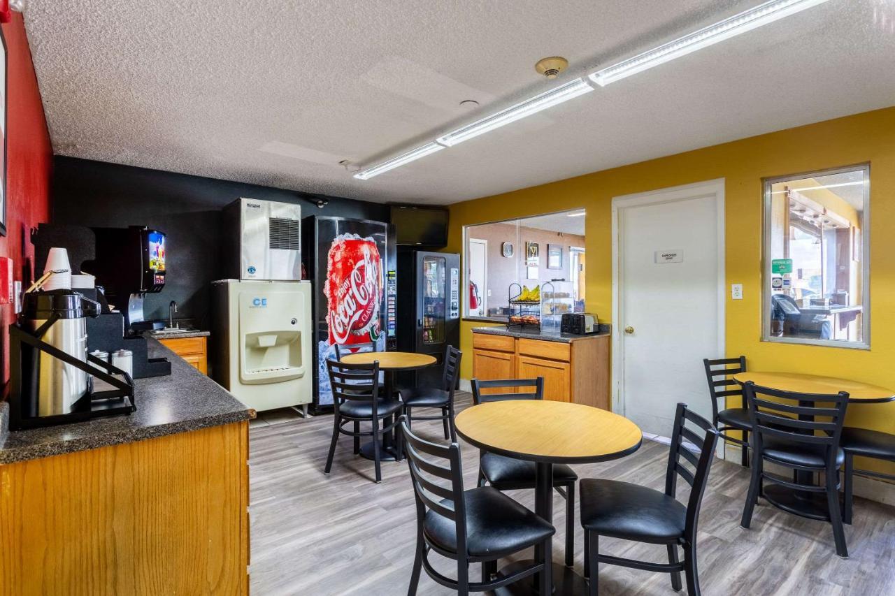 Econo Lodge Gallup Zewnętrze zdjęcie
